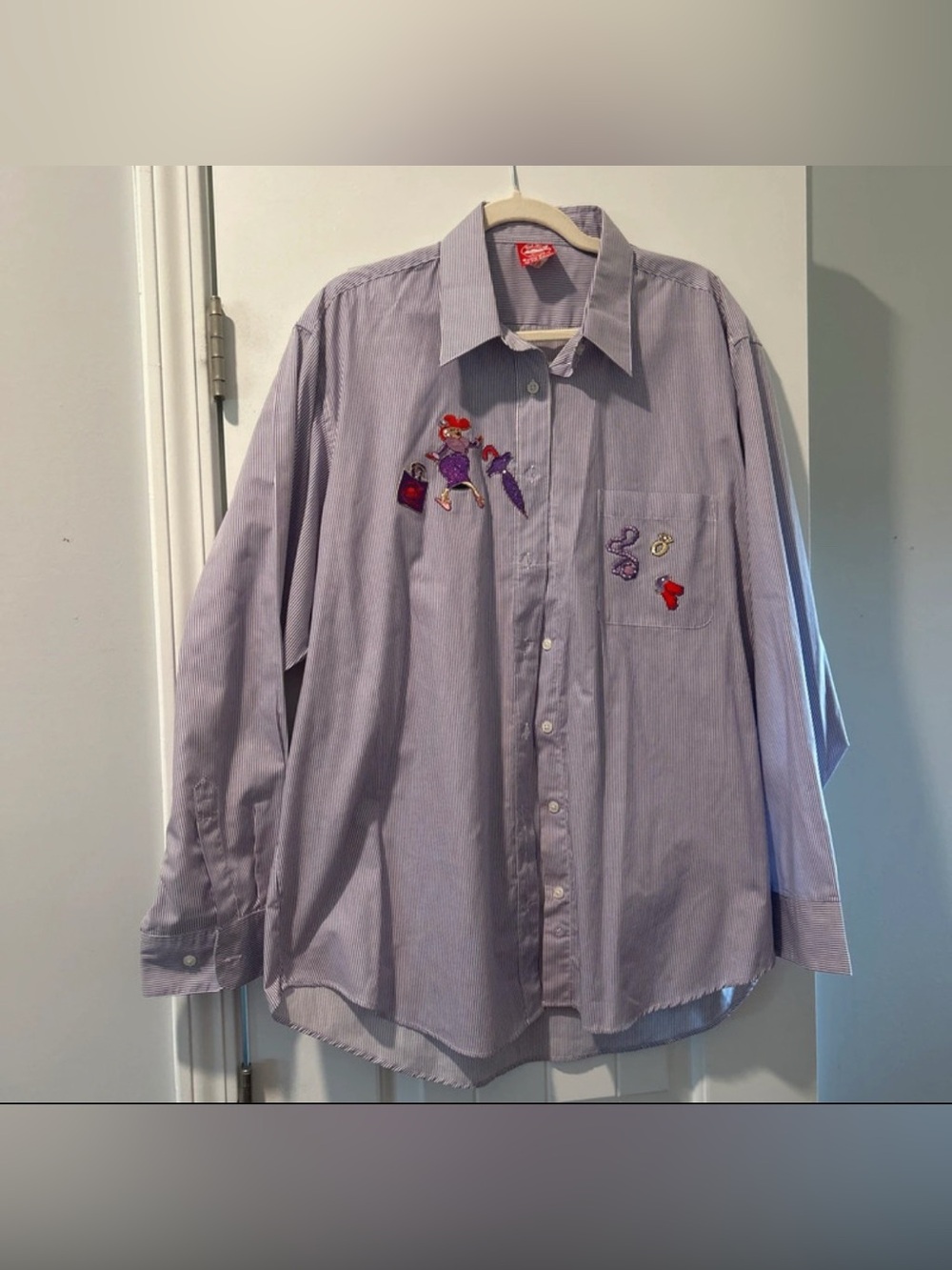 Women vintage Red Society button down